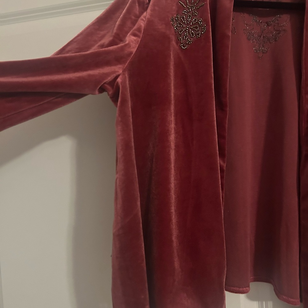 VENUS Burgundy Velvet Jacket - Picture 3 of 8